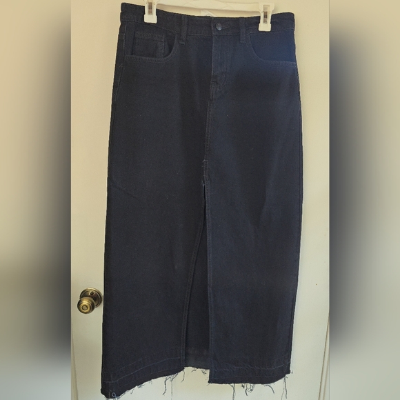 BDG Dresses & Skirts - BDG Mandi Black Denim Maxi Skirt NWOT Medium
